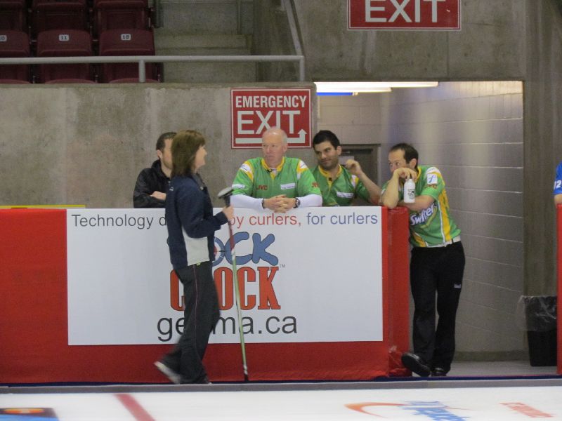 Draw to button with Howard team